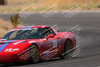 media/May-31-2025-CalClub SCCA (Sat) [[2c1a04e1ee]]/Qualifying/Group 4/Turn 4/